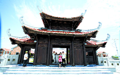 Chùa Song Tử Tây ở Trường Sa